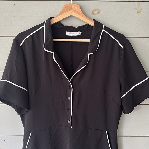 Lush Button-Front Romper – Size Large (Black, Perfect Condition) - Picture 2 of 8